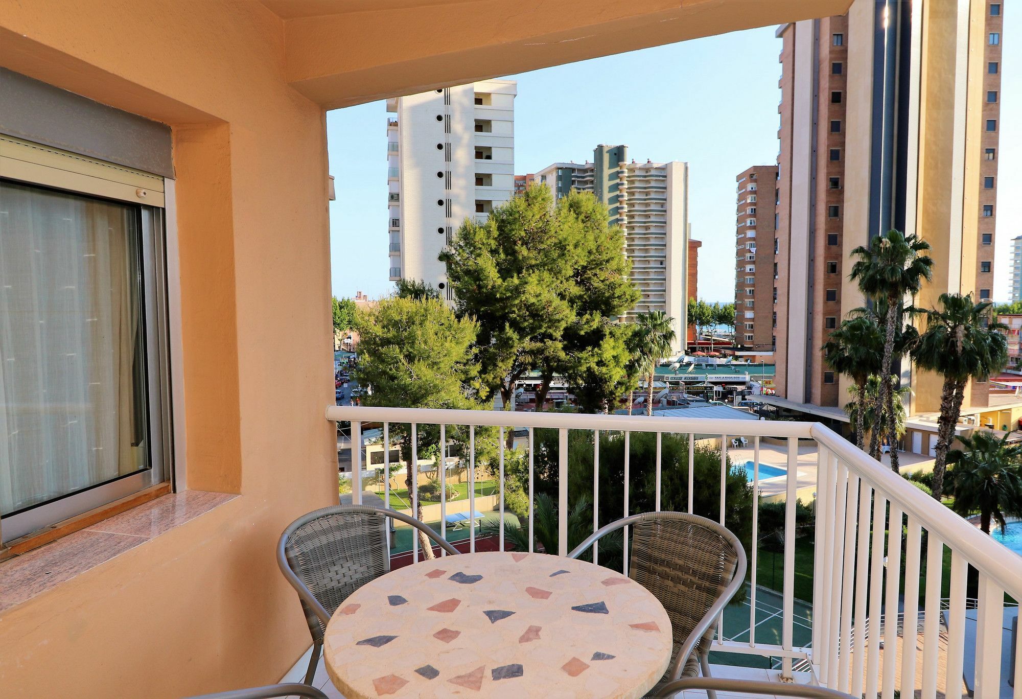 Paya 5-B Apartment เบนิดอร์ม ภายนอก รูปภาพ